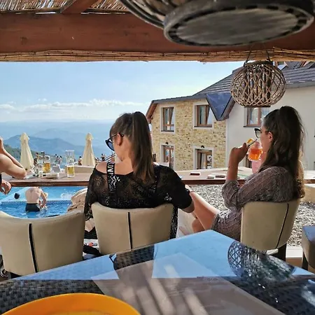 Milmari M16 Markovic 아파트 카파오닉